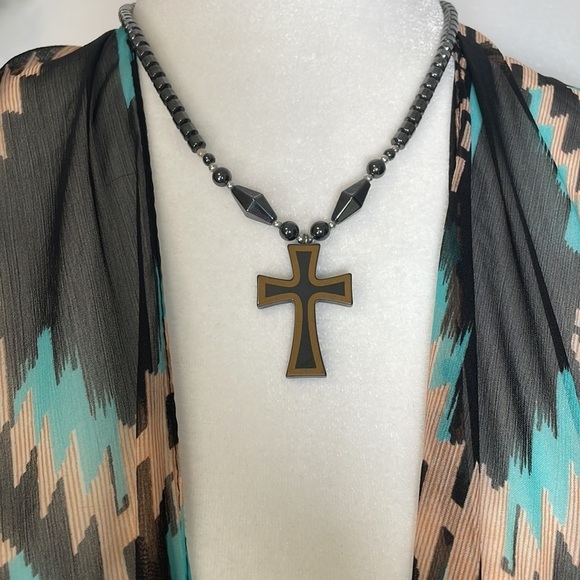 Hematite Cross Necklace Vintage - Picture 8 of 12